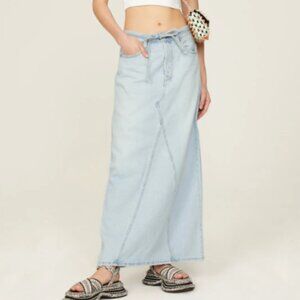 Levi's Iconic Long Skirt NWT